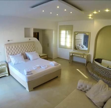 Queen Boutique Suites Mykonos Town Eksteriør billede