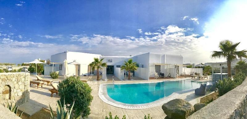 Queen Boutique Suites Mykonos Town Eksteriør billede